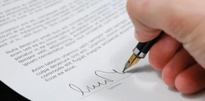 关于代理记账，选择个人会计还是代理公司？