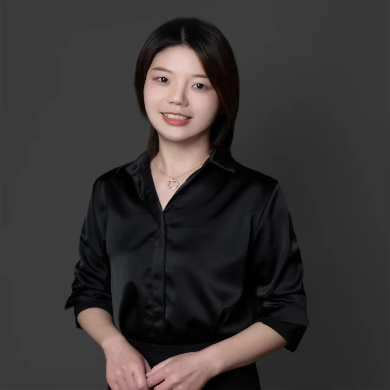 客户经理 黄荟