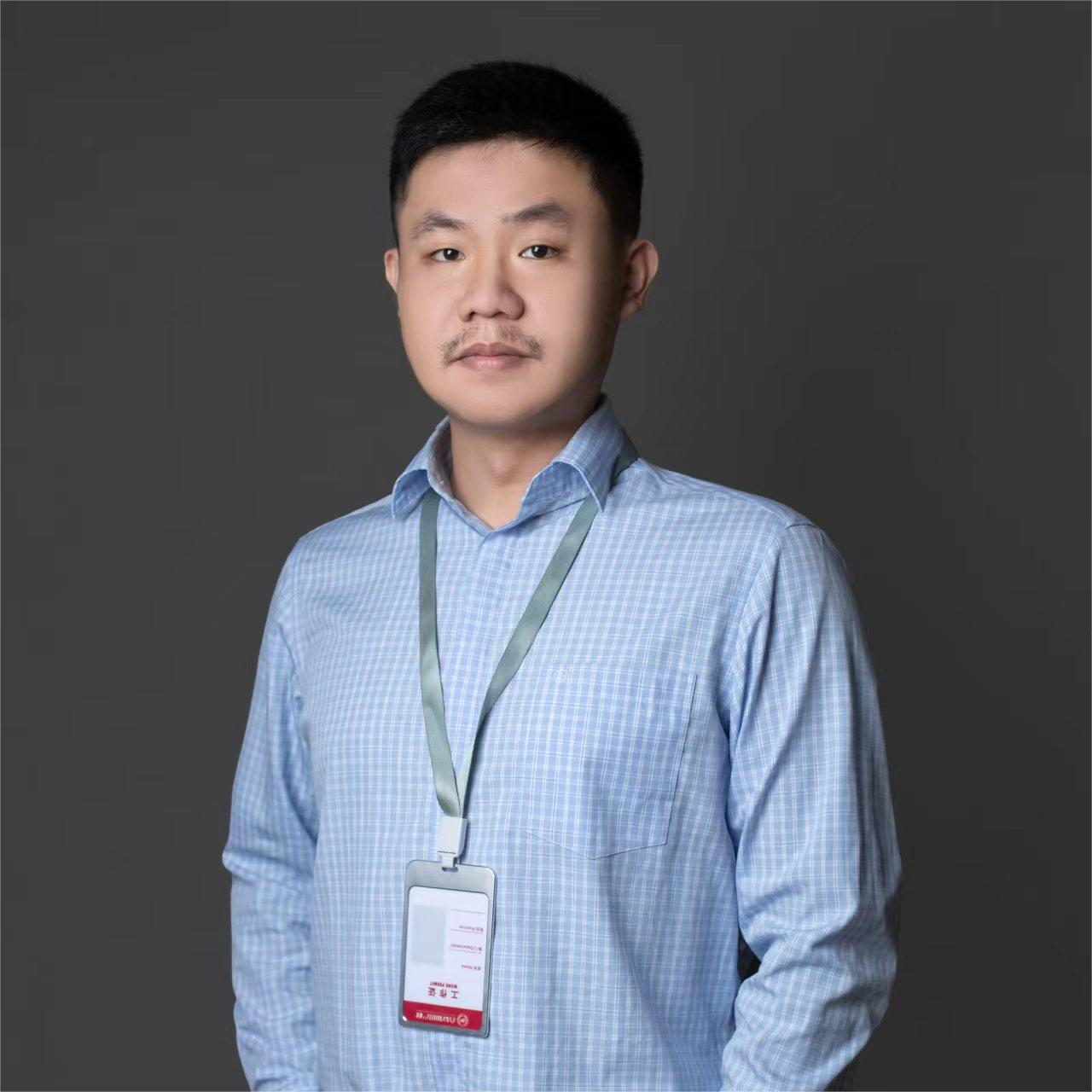 项目经理 董俊成